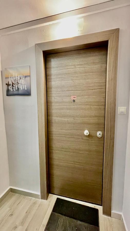 Gorgeous Renovated Apt. Close To Metro And Cultural Sites! Aten Exteriör bild